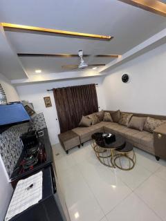 Luxury one bed Furnished Apt available for Booking - 4
