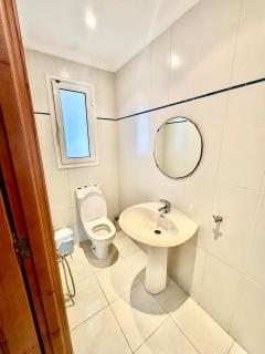 Designer and spacious apartment - 6