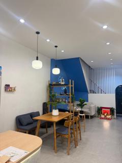 Terlyn hostel & cafe - 8