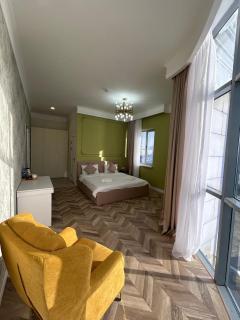 Boutique Hotel "White HiLL" - 1