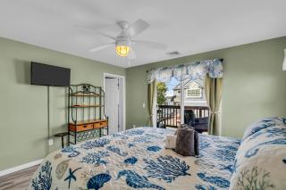 Game Room, Kayaks, Steps to the Ocean! - 5