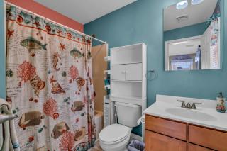 Game Room, Kayaks, Steps to the Ocean! - 3