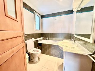 Designer and spacious apartment - 2