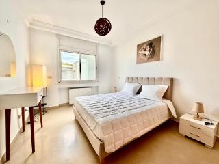 Designer and spacious apartment - 3