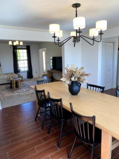 11-Acre Retreat I Firepit, Pickleball and Nature - 2