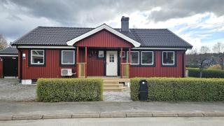 Villa in Henån with jacuzzi sauna & conservatory - 0