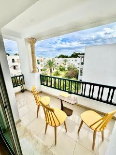 Designer and spacious apartment - 8