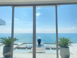 Cape Sienna Villa 4-Oceanfront 5-Bedroom Luxury Villa with 22 m Infinity Pool - 8