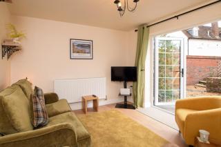 No Road - The Cottage - 6