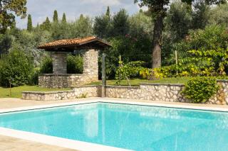 PODERI LA ROCCHETTA Countryside Estate on the Hills of Lake Garda - 2