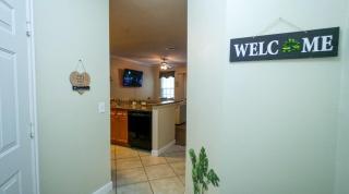 Stylish and cozy townhome! - 6