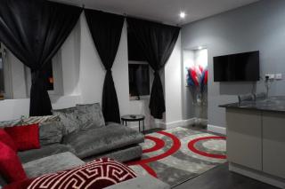 2Bed Apt Sleeps 4-Near Meadows Park Parking Wifi - 4