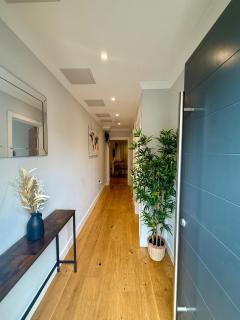 Cozy Flat with garden in Prime Location - 4
