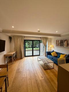 Cozy Flat with garden in Prime Location - 6