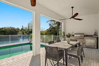 4584 Lakeview Luxe Brand New Naples Pool Villa - 5