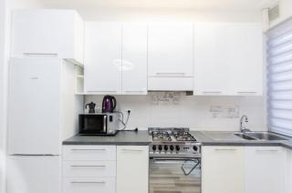 Lugano S&S Home, moderna e tranquilla, vicino al Centro di Milano, con parcheggio gratuito esterno - 5