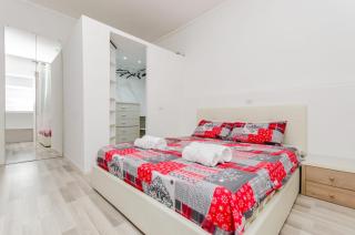 Lugano S&S Home, moderna e tranquilla, vicino al Centro di Milano, con parcheggio gratuito esterno - 0