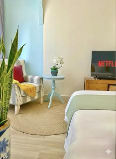 Pastel Arch Studio I Pool View in City Center - District 4 I - 7