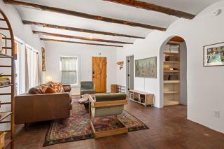 Central Location - Adorable Adobe - King and Queen - 4