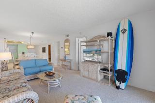 Hacienda del Sol II 213 - 4