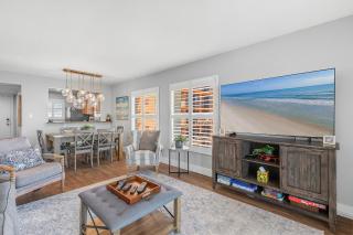 Sea Coast Gardens II 501 - 1