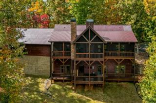 Awe-Inspiring Mountain View - Theater Room, Outdoor Hot Tub, Game Room + Library! - 5