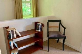 2 Bed Cottage Sleeps 2 - Parking Pet Friendly - 3