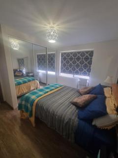 Ocean Drive Home - 3 bedroom 70s stylish home - 3