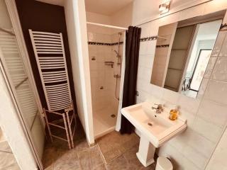 Maison avec 3 Chambres à Cornillon - 2