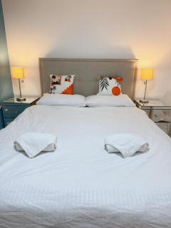 City Center Balcony by the Universities - 4