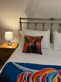 Highland Coo Lodge - 3