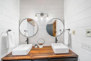 Algonquin Cottage - 1