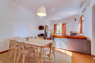 Vivenda Pereiras com 2 quartos em Quarteira - 1