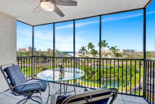 Luxury Bayside Condo – Pool, Tennis & Marina - 9