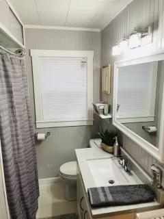 Morgantown Lux Retreat, Short walk to WVU Stadium - 9