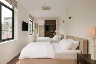 Cozy Family Apartment for 10, Rooftop 3BR Apartment, City View, Elevator, Hanoi Old Quarter - 7