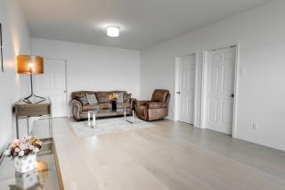 Cozy Lakeview Retreat in Kettle Valley - 9