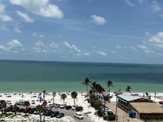 9th-Floor Beach Condo Gulf Views & Heated Pools - 8