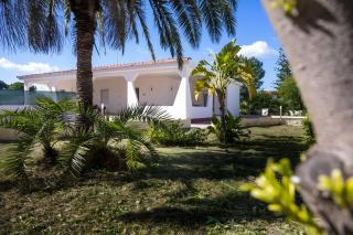 Villa Rosa with pool - 0