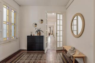 Mirra - 5 bedrooms and terrace in Eixample Dreta - 5