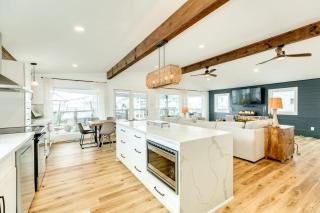 Chic Bayside Beauty Hot Tub Fire Pit - 1