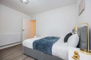 Comfortable 2BR Battersea Steps to Clapham St - 4