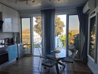 The sea-cave house - 2