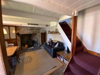 Tin Miner's Cottage by the coast - 4