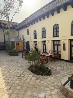 Mekhtar famili 18th century old hause historical UNESCO HERITAGE List 1 minutes to Bukhara Old Town Square Est-Since 1826 for Walk in Guest PARKING, COZY ROOM, BEST LOCATION AND STRONG WIFI - 8