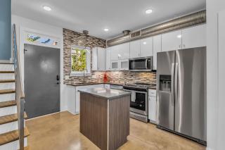 Evanston Rentals - 3