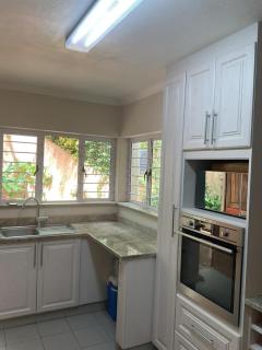 La Phosh Guest House - 7