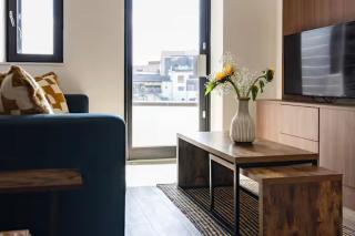 Pass the Keys Serene riverside view apartment - 8