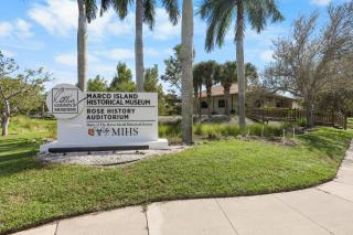 Delightful home with pool and direct boating access - 3