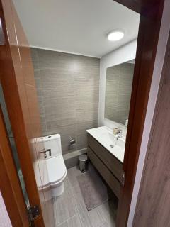 Frente a Playa Brava, Cerca Cavancha, WiFi - 7